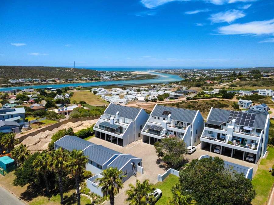 2 Bedroom Property for Sale in Stilbaai Wes Western Cape